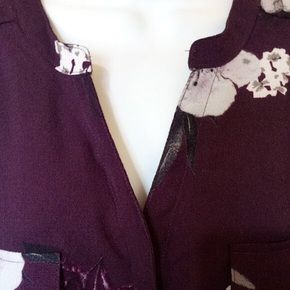 Purple and White Floral Blouse Top Size Large but fits XL --- - Picture 2 of 5